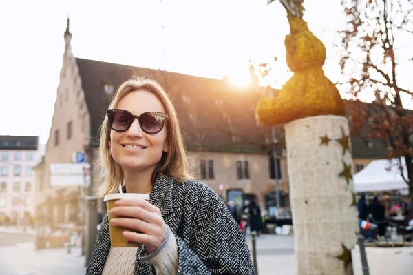 What are the best places to find discounted second-hand books in London?